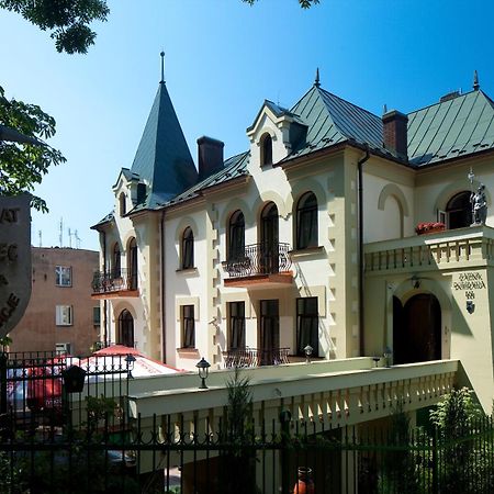 Pensjonat Zamek Dersława Busko-Zdrój Buitenkant foto